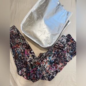 LULULEMON Legging - size 4